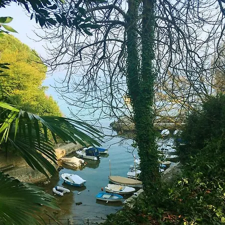 Laurel Center 아파트 *