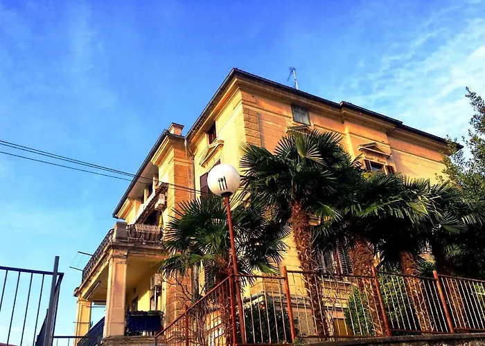 Laurel Center Appartement *