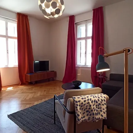 Apartment Laurel Center *