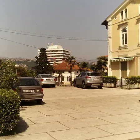 דירה Laurel Center אופטיה